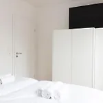 Pier21 Fine Lofts Apartmán