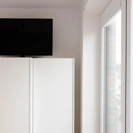 Апартаменты Pier21 Fine Lofts *