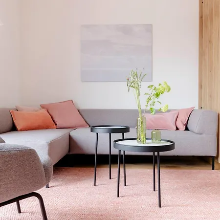 Pier21 Fine Lofts Апартаменты *